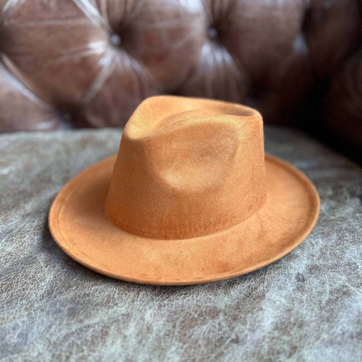 Stiff Short Brim Rancher in Suede Hat: Caramel