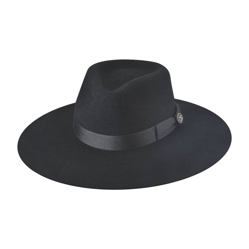 Street Gossip: Buckskin / L