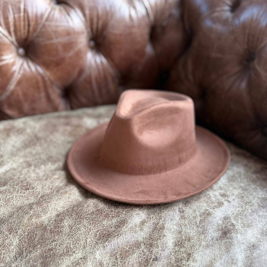 Stiff Short Brim Rancher in Suede Hat: Caramel