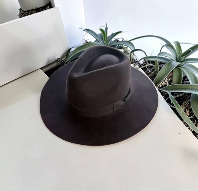 Australian Wool Rancher Hat with Grosgrain Band: Camel
