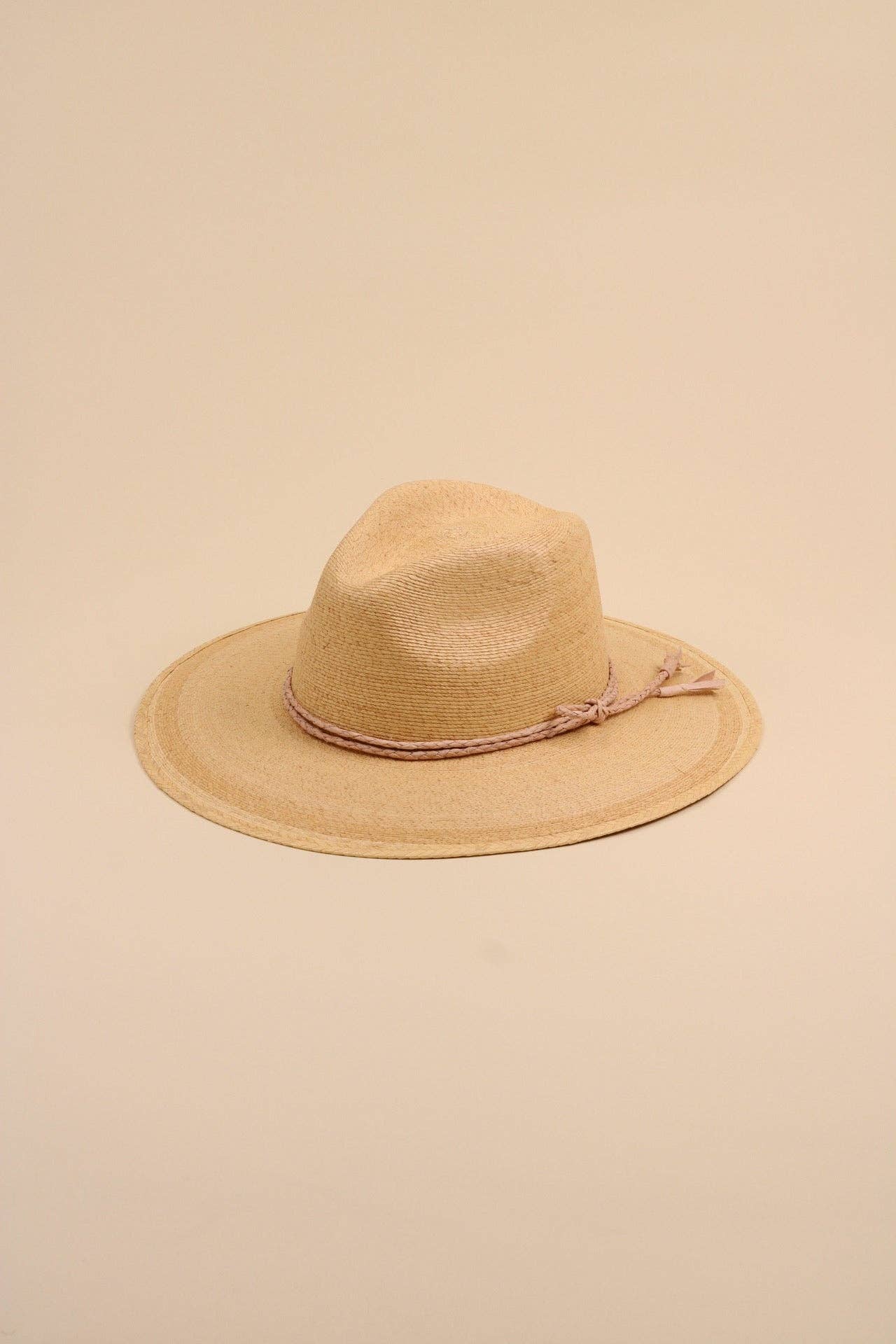 Cabo Fine Palm Leaf Rancher - Tan: L
