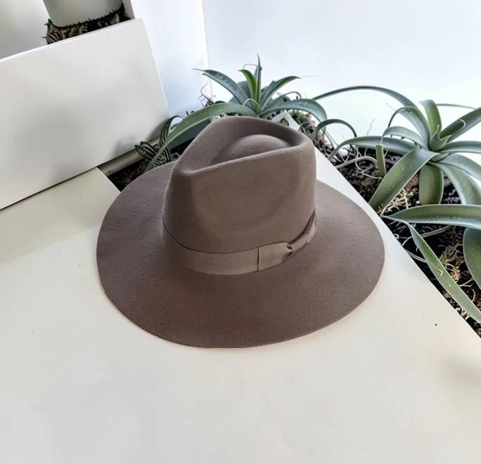 Australian Wool Rancher Hat with Grosgrain Band: Camel