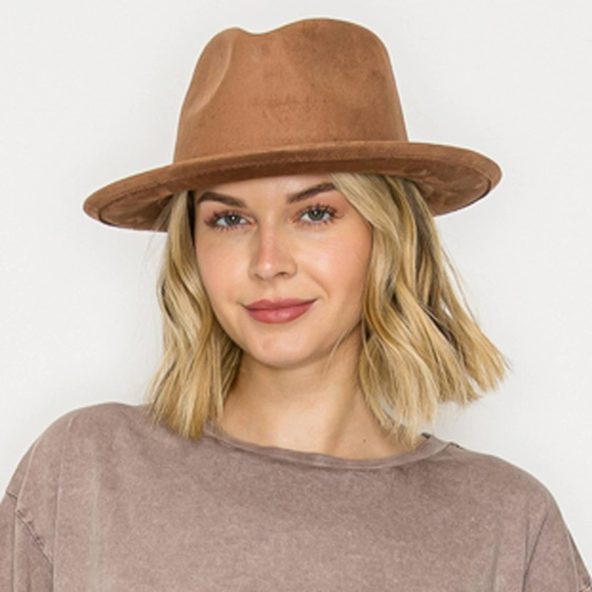 Stiff Short Brim Rancher in Suede Hat: Caramel